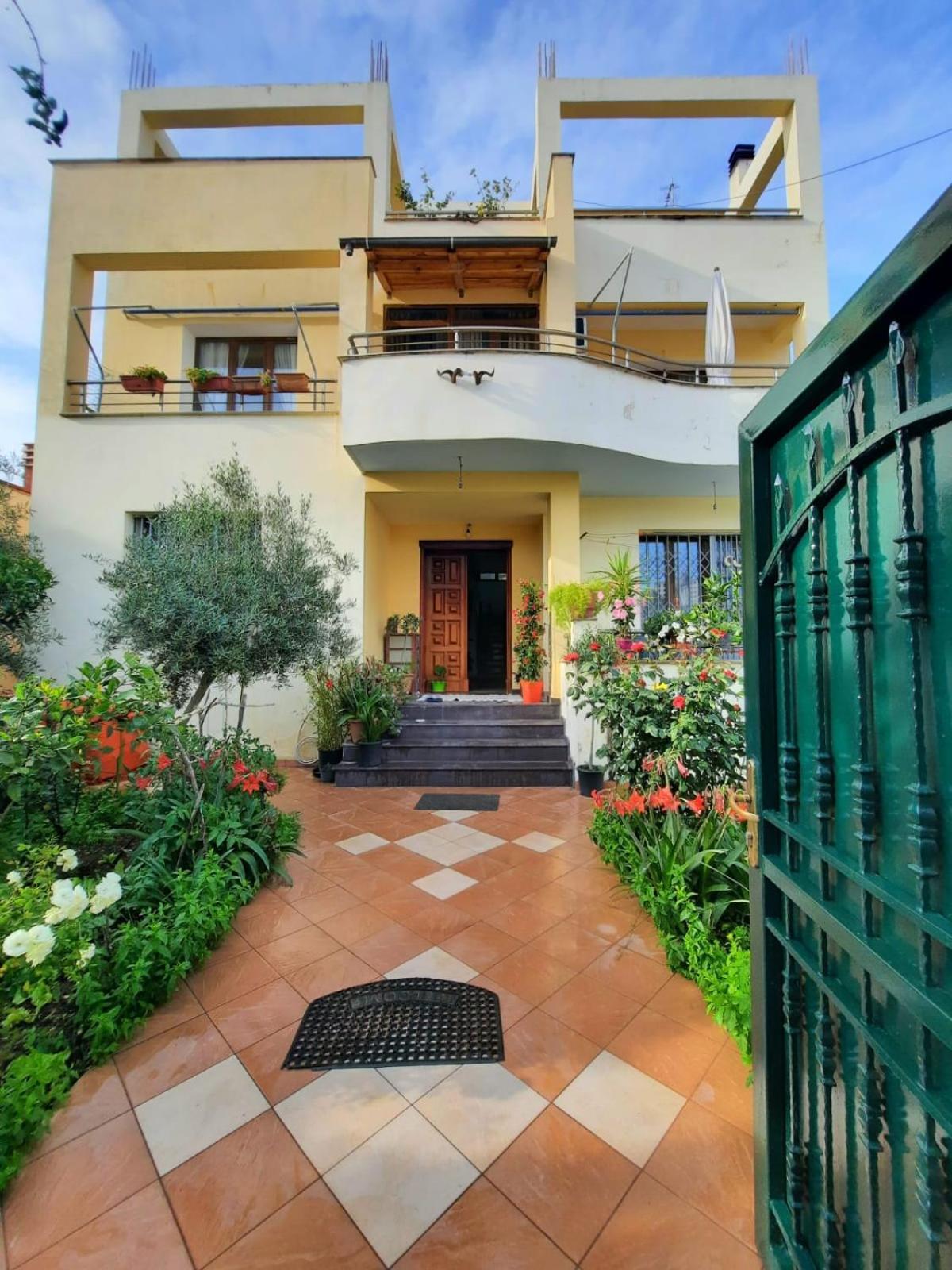 Guest Room Near Historical Center Vlore Luaran gambar